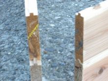 国産杉の厚板を使った犬小屋の作り方を紹介します。小型・中型犬に向... 厚板で犬小屋づくり